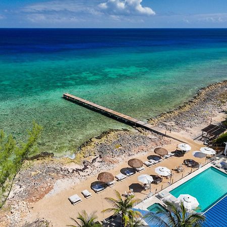 Cobalt Coast Resort West Bay Экстерьер фото